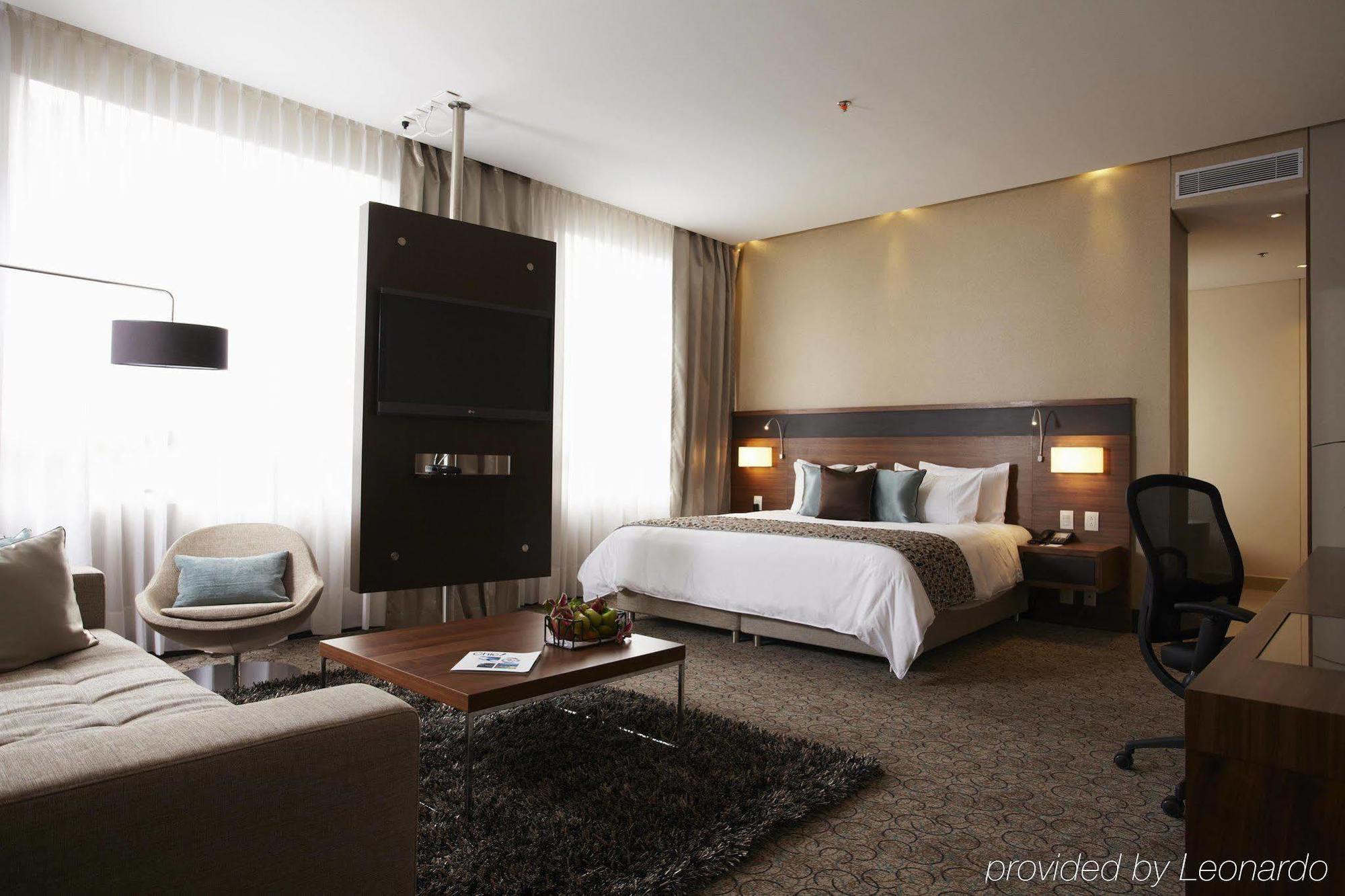 Cosmos 100 Executive Hotel Bogota Exterior photo